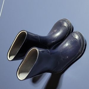 Rain boots